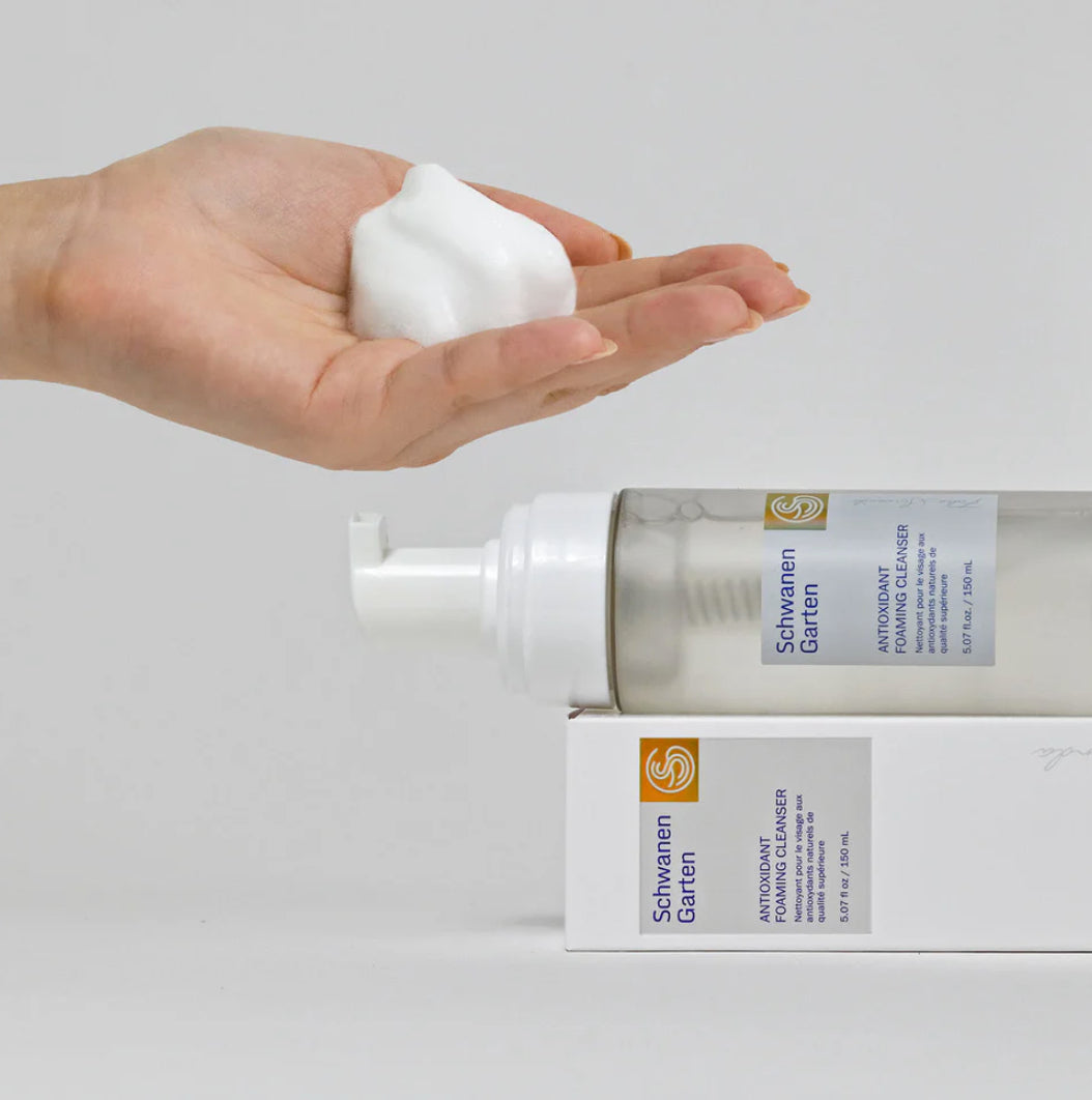 Antioxidant Foaming Cleanser Schwanen Garten avec mousse nettoyante douce et texture antioxydante pour peaux sensibles